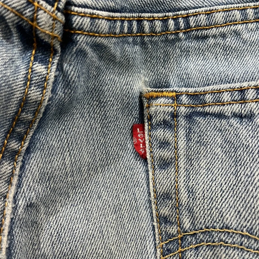 Vtg Levi's 501 XX Jeans Men 32x32* Straight Leg Button Fly Denim 90s Distressed‎